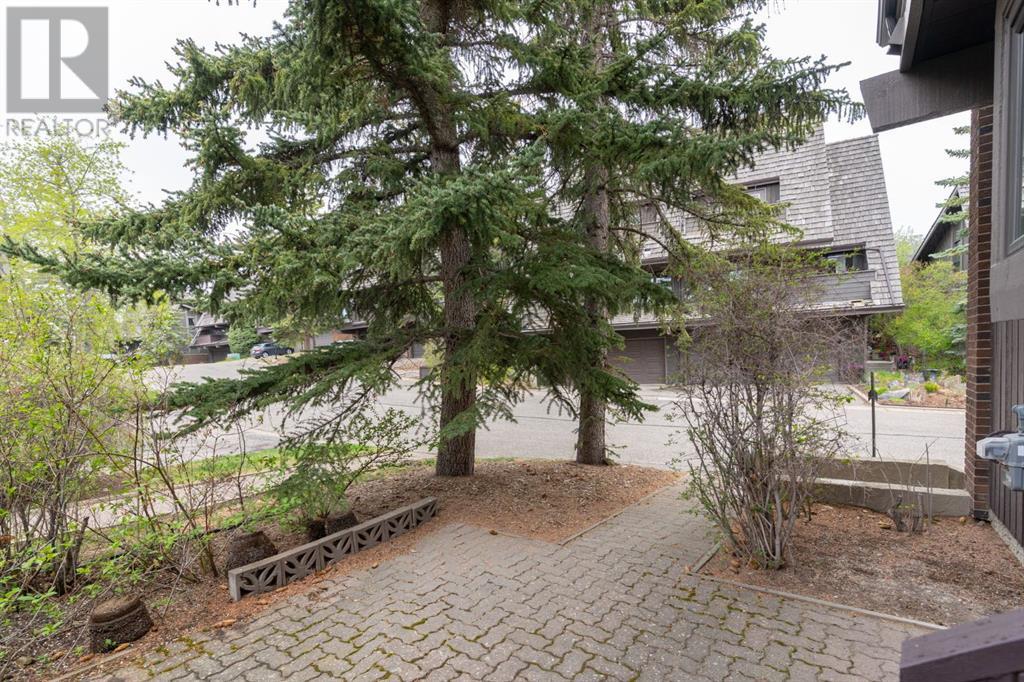 Single Family House for Sale in   Ranch Estates Place NW Ranchlands Calgary 