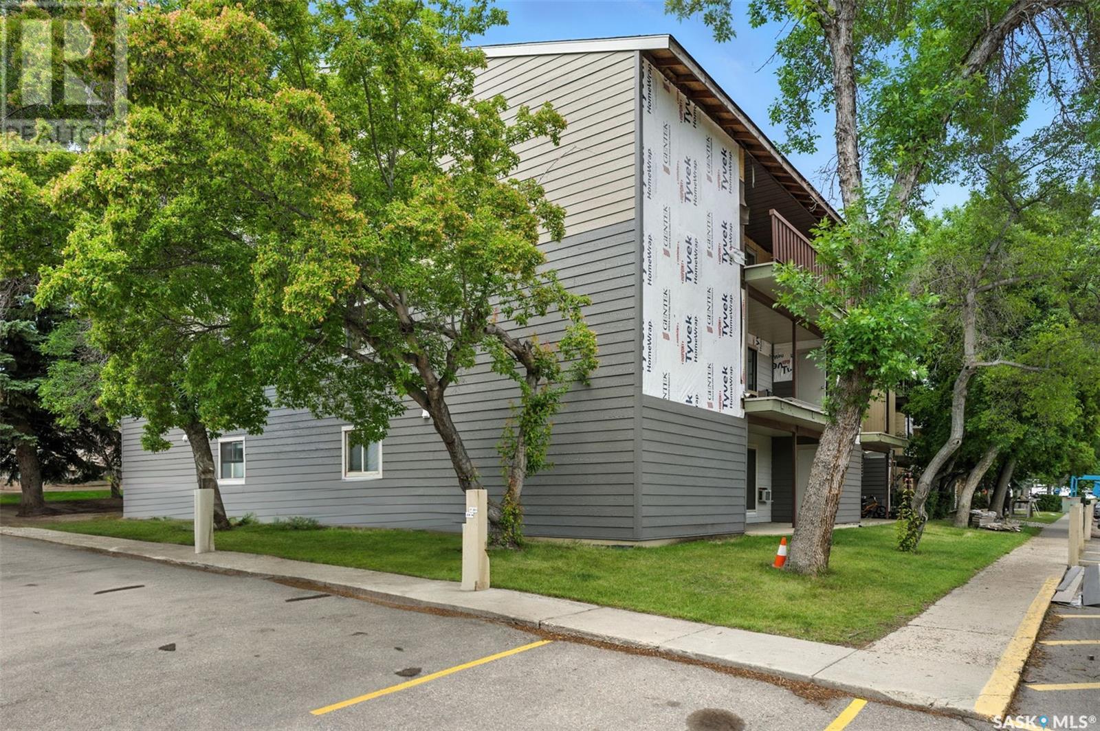Single Family House Low rise for Sale in A  McKercher DRIVE Saskatoon 