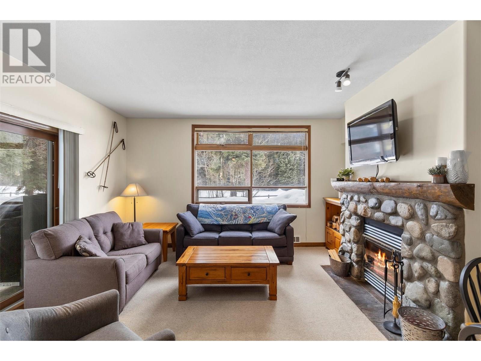#15 2140 SUN PEAKS ROAD - Image 7