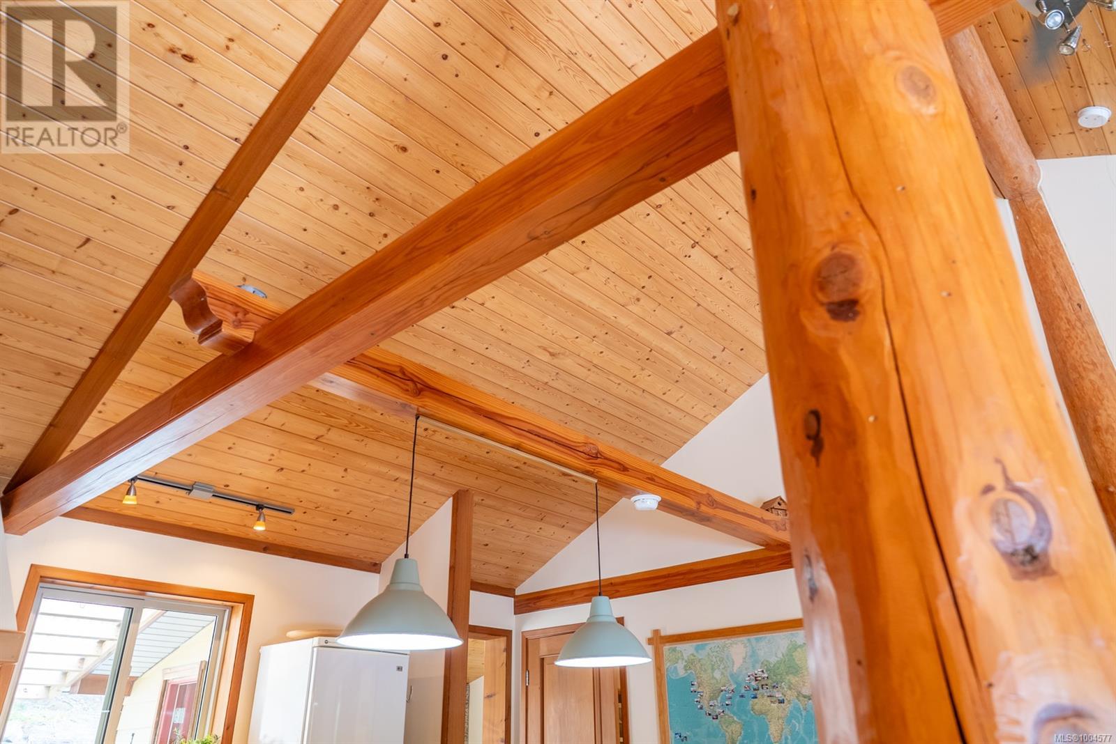 5574 Hooson Rd, Pender Island