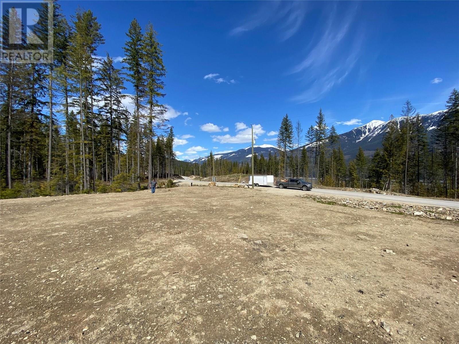  7974 Arrowhead Road, Revelstoke