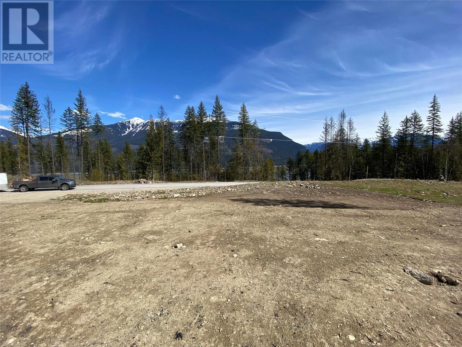  7974 Arrowhead Road, Revelstoke