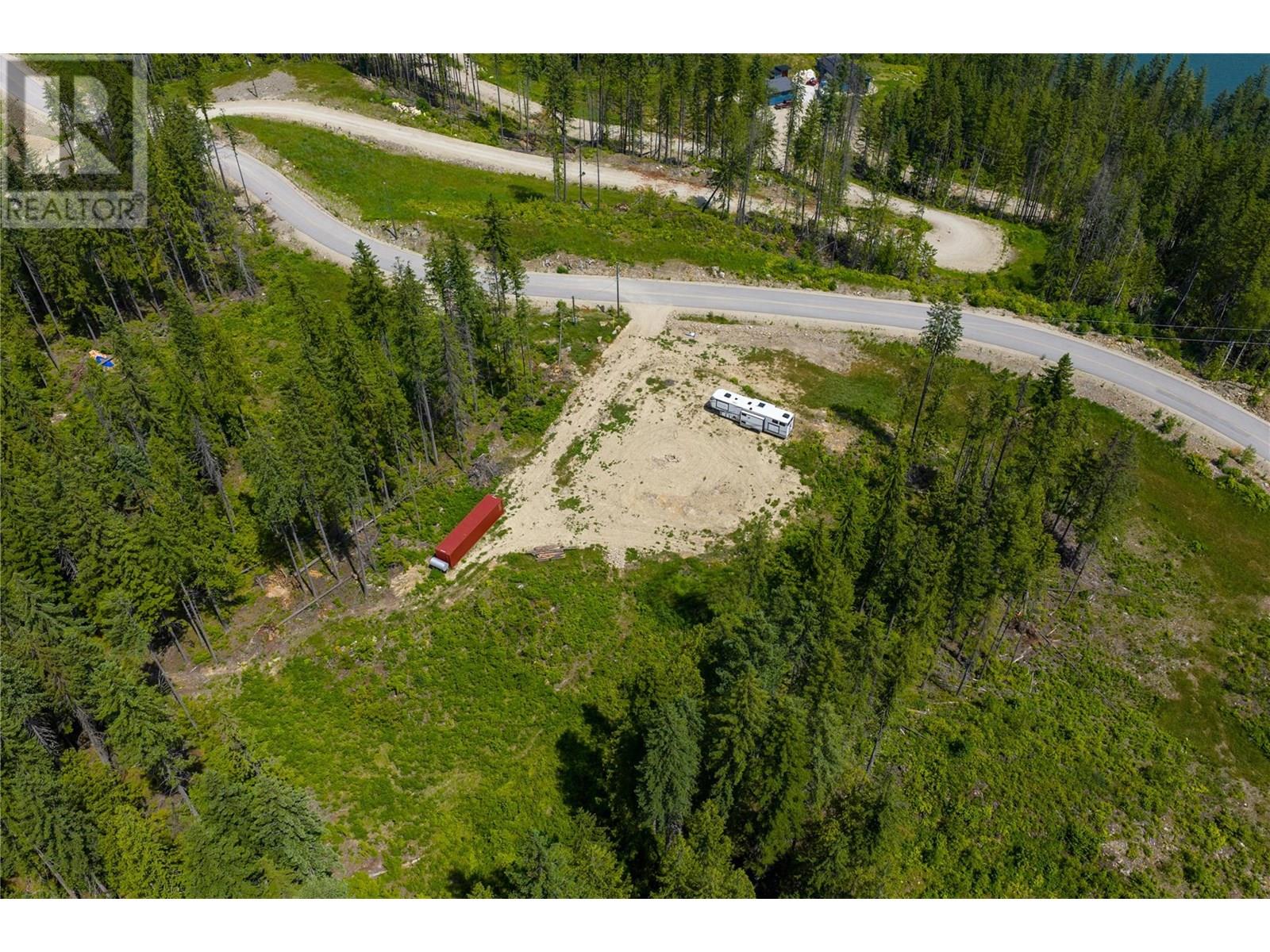 7974 Arrowhead Road, Revelstoke
