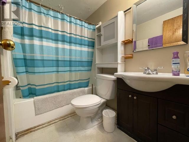 104 GUDER DRIVE - Photo 5 of 12, Carmacks, Yukon