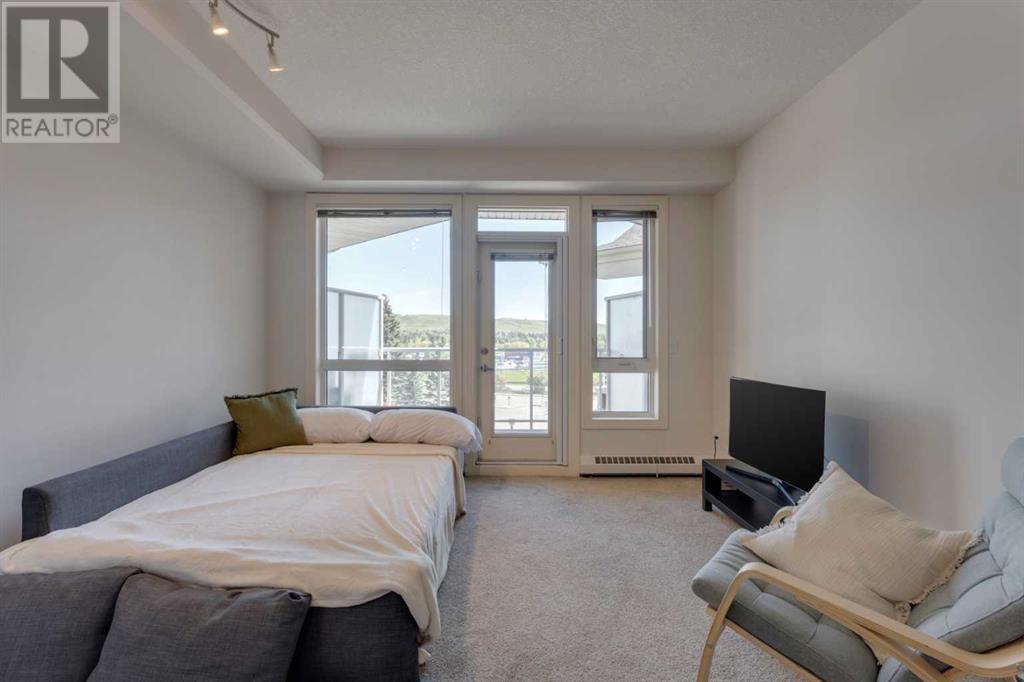 Single Family House for Sale in    Avenue NW Varsity Calgary 