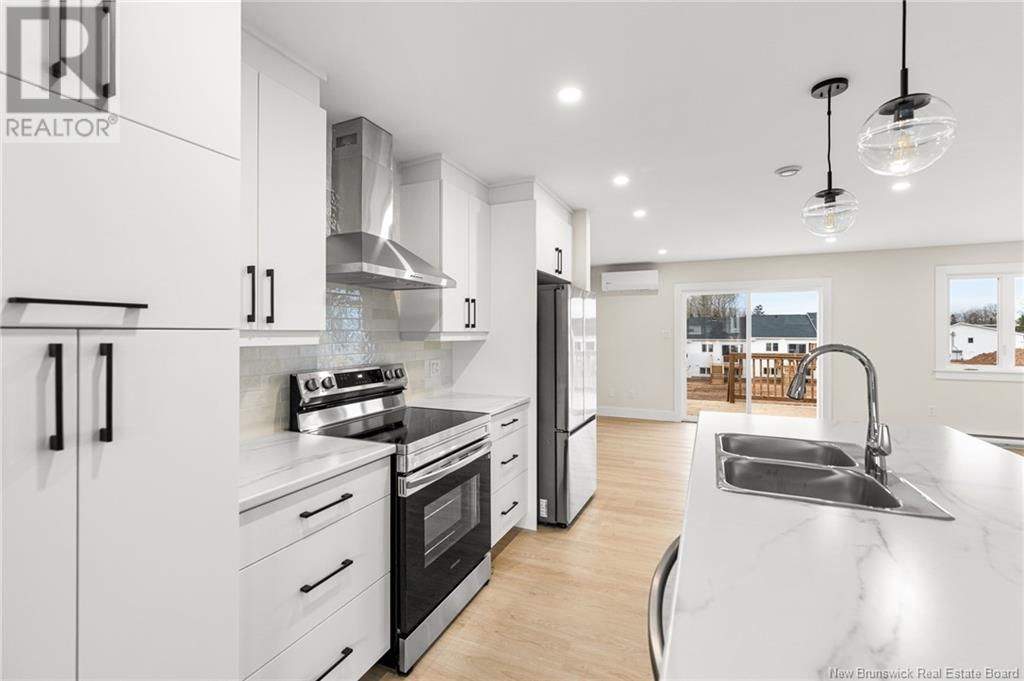 Photo 14 of 265 Donat Crescent, Dieppe NB