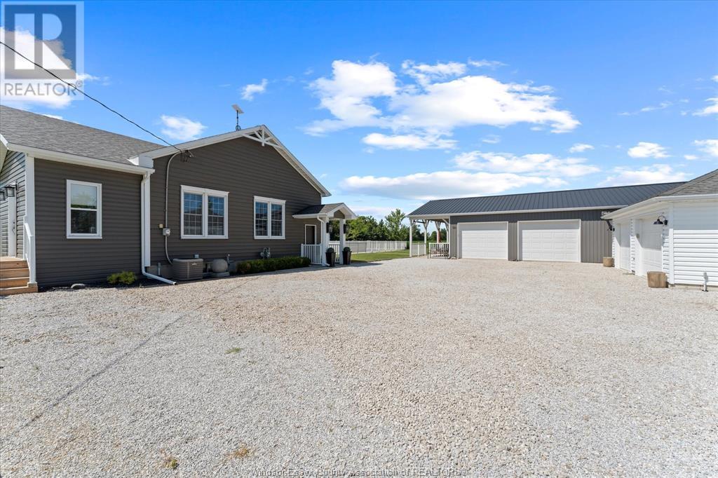 Photo 3 of 1842 Road 3 West, Kingsville ON
