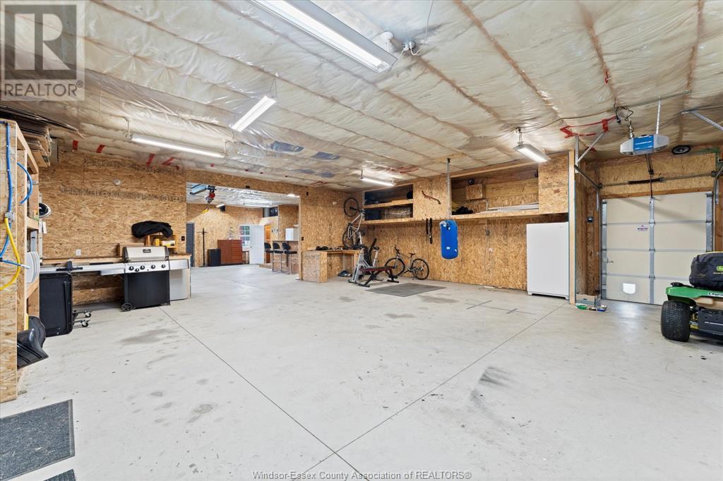 Photo 32 of 1842 Road 3 West, Kingsville ON