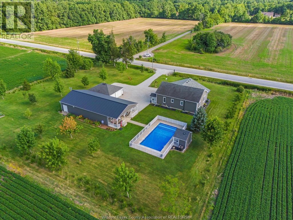 Photo 38 of 1842 Road 3 West, Kingsville ON