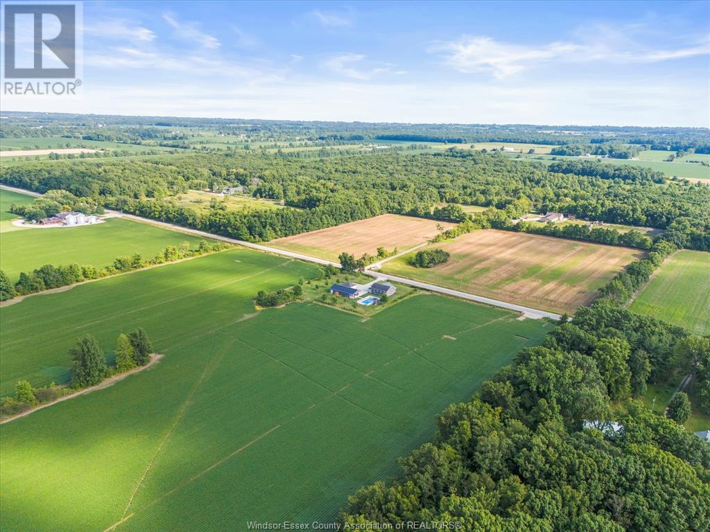 Photo 41 of 1842 Road 3 West, Kingsville ON