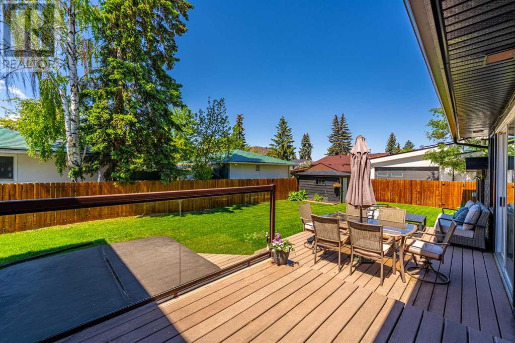 Single Family House 5 Level for Sale in   Avenue NW St Andrews Heights Calgary 