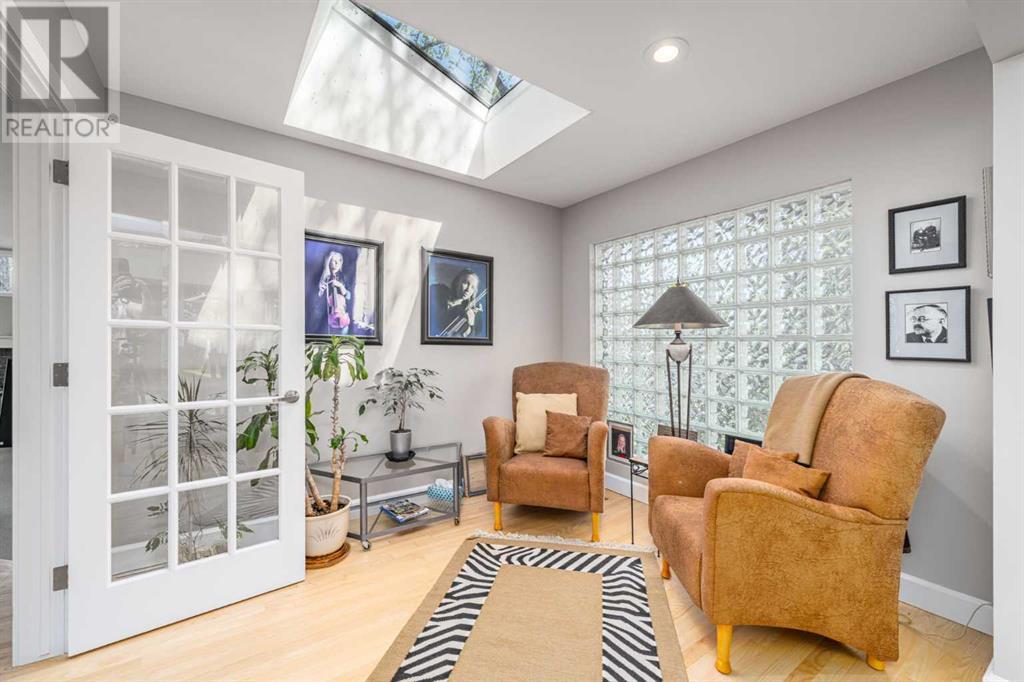 Single Family House 5 Level for Sale in   Avenue NW St Andrews Heights Calgary 