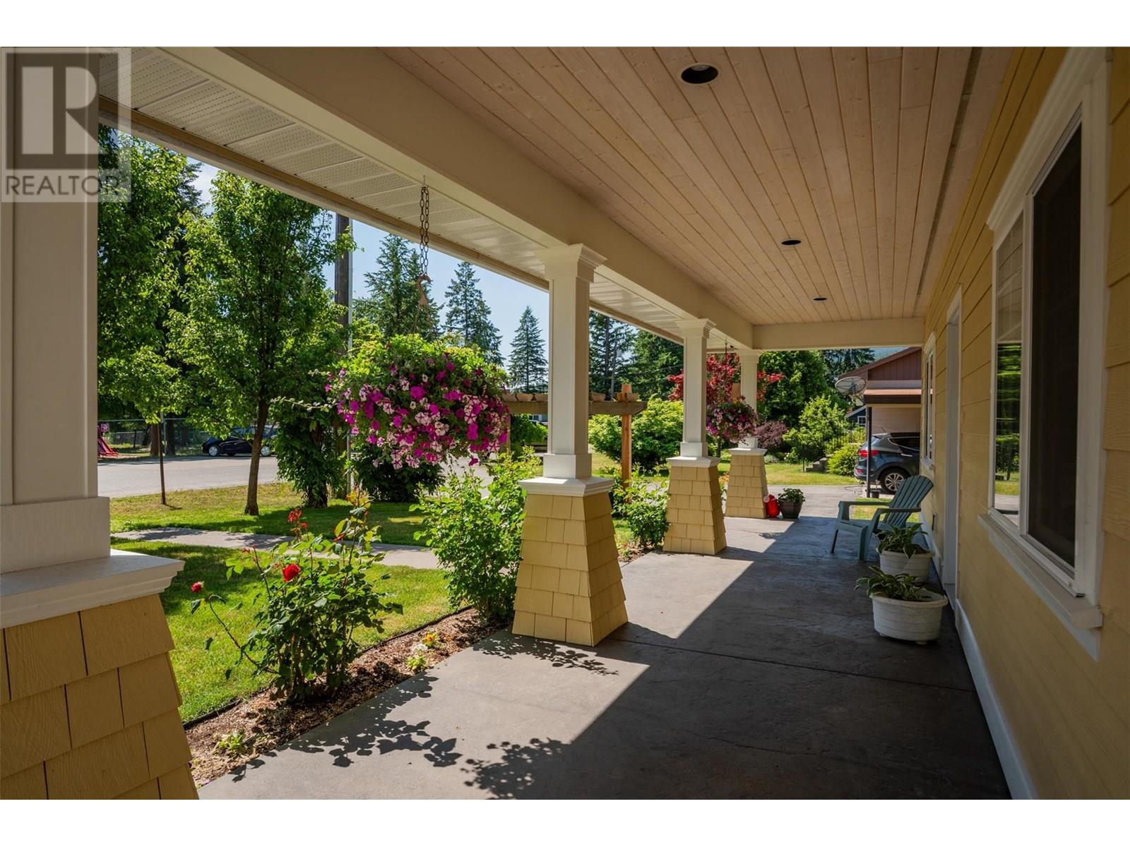 509 6th Street, Kaslo