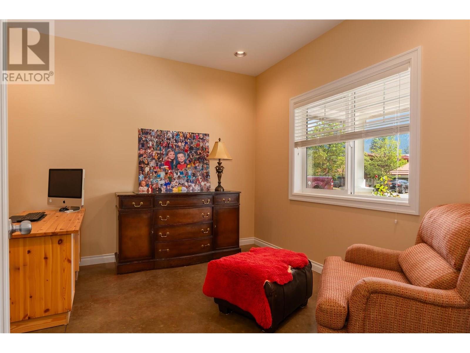 509 6th Street, Kaslo