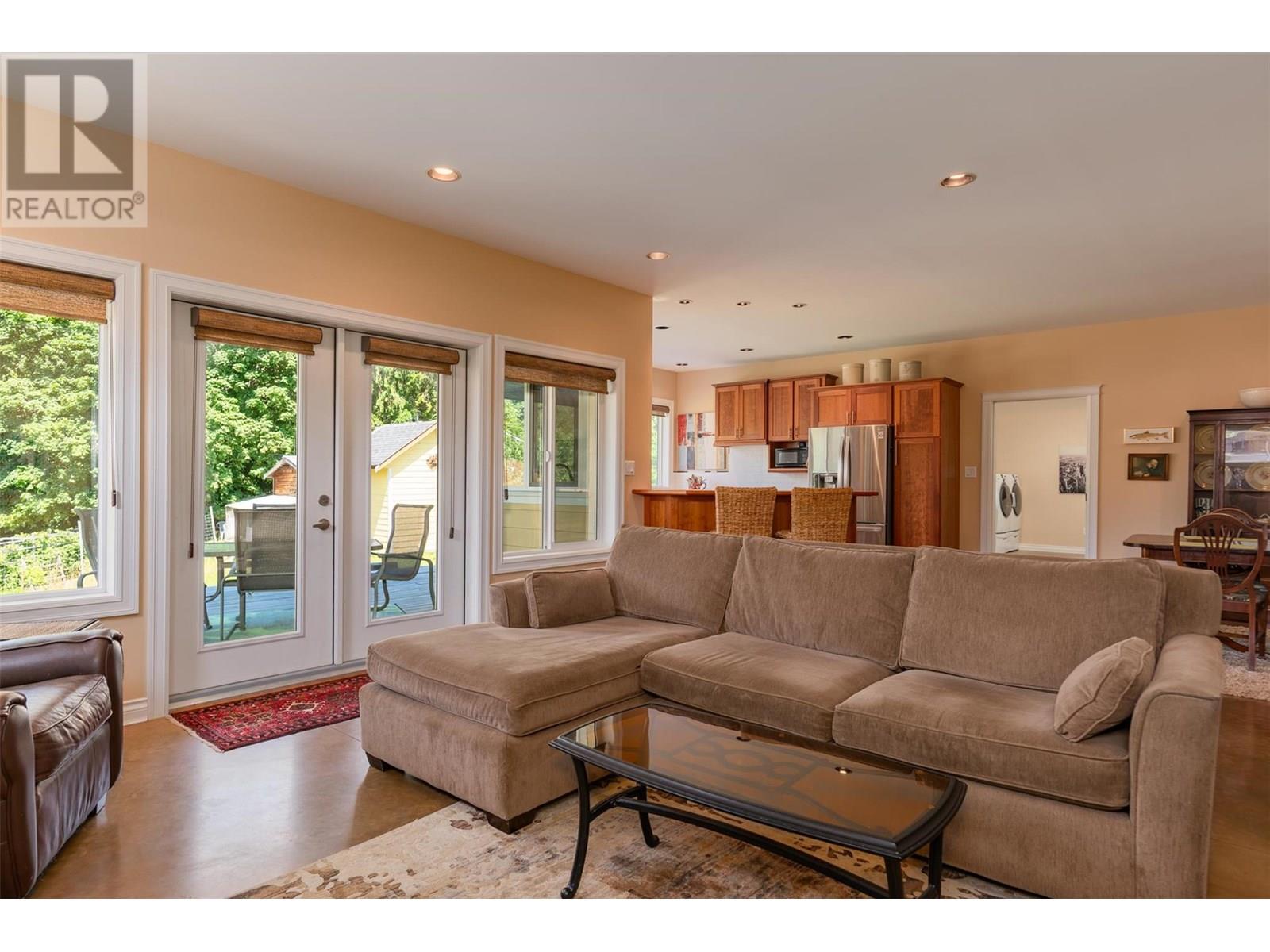 509 6th Street, Kaslo