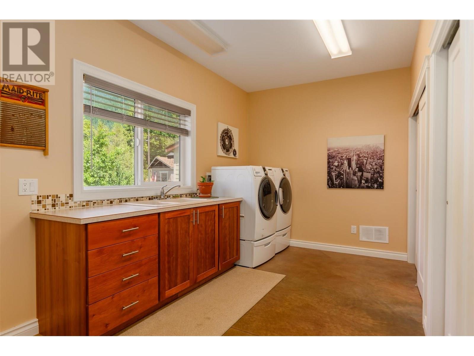 509 6th Street, Kaslo