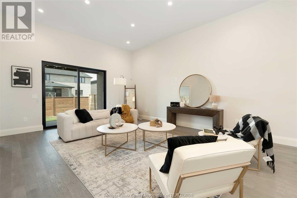 Photo 19 of 648 Lily Mac Boulevard, Windsor ON