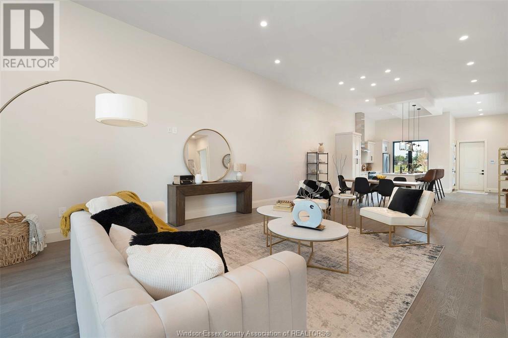 Photo 20 of 648 Lily Mac Boulevard, Windsor ON