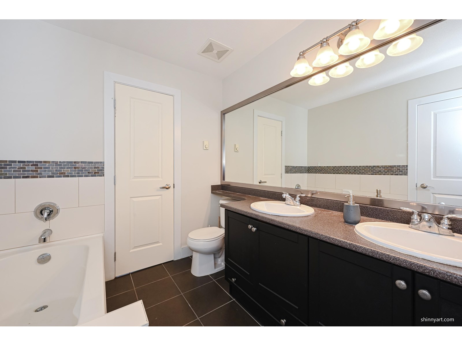 Photo 17 of 167 16177 83 Avenue, Surrey BC