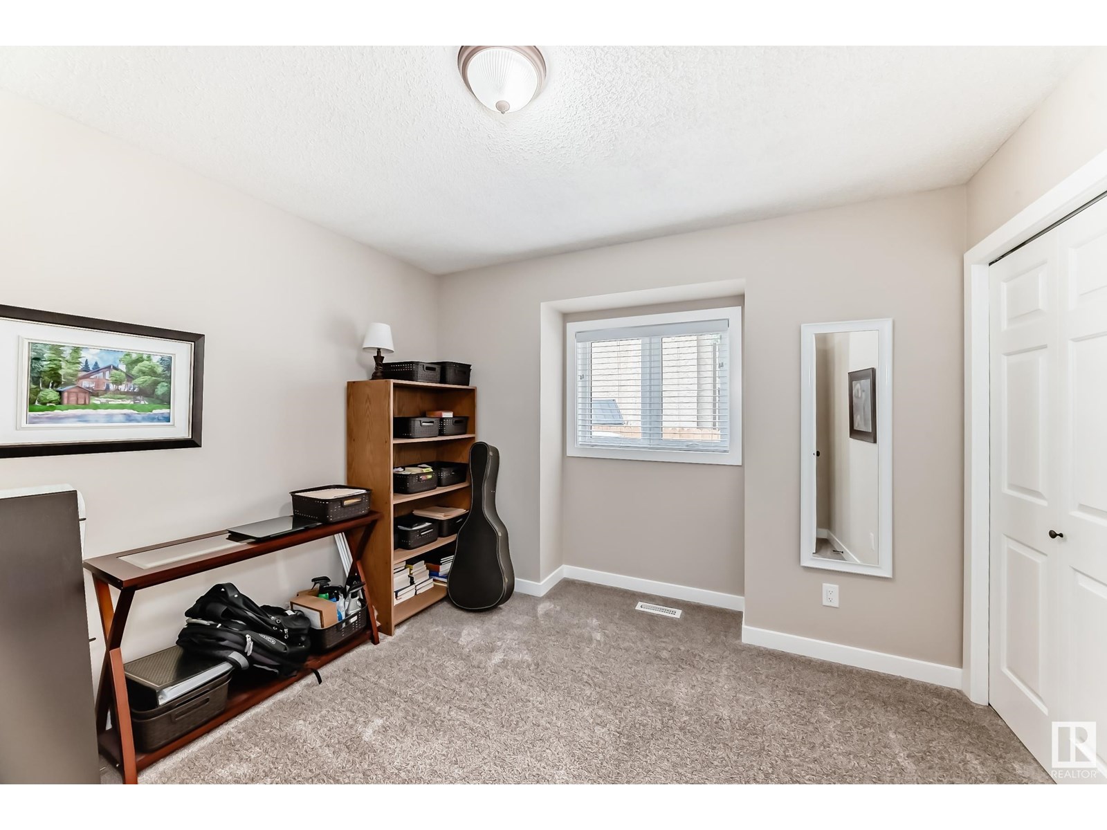 Photo 19 of 4019 104 St Nw, Edmonton AB