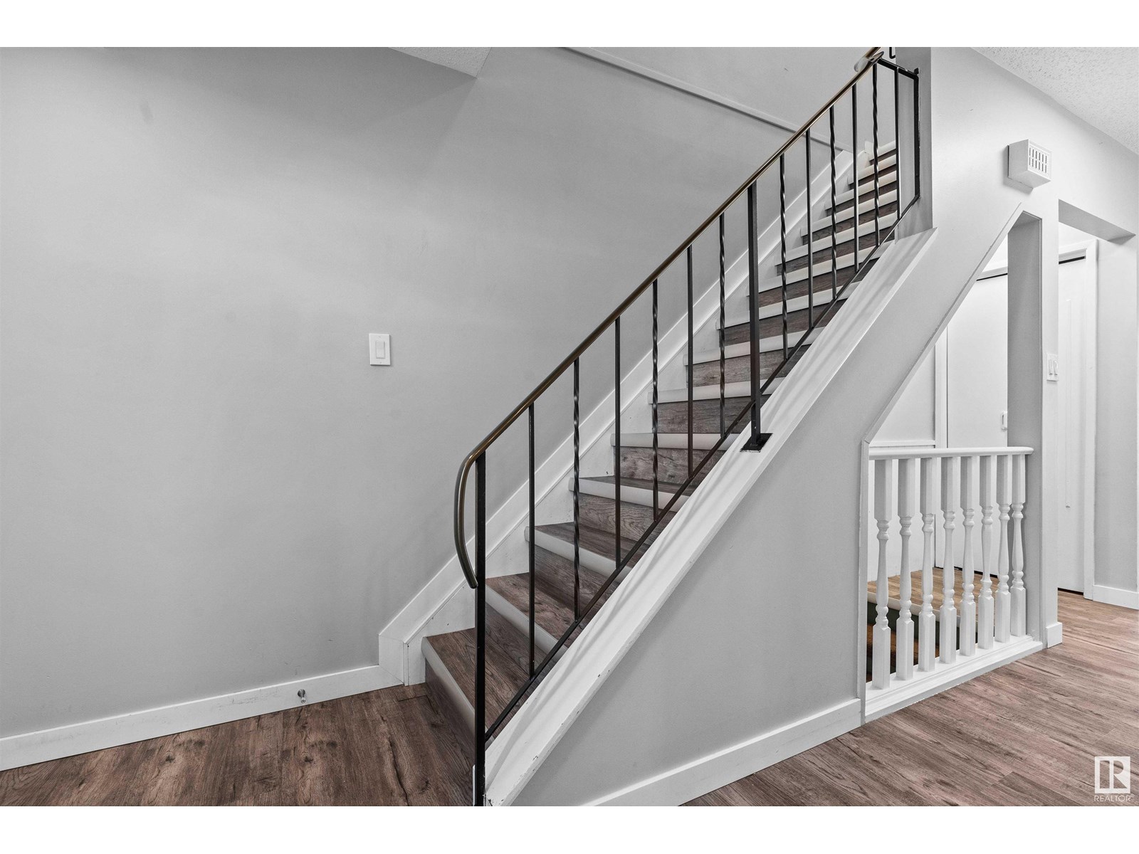 Photo 47 of 115 87 Brookwood Dr, Spruce Grove AB
