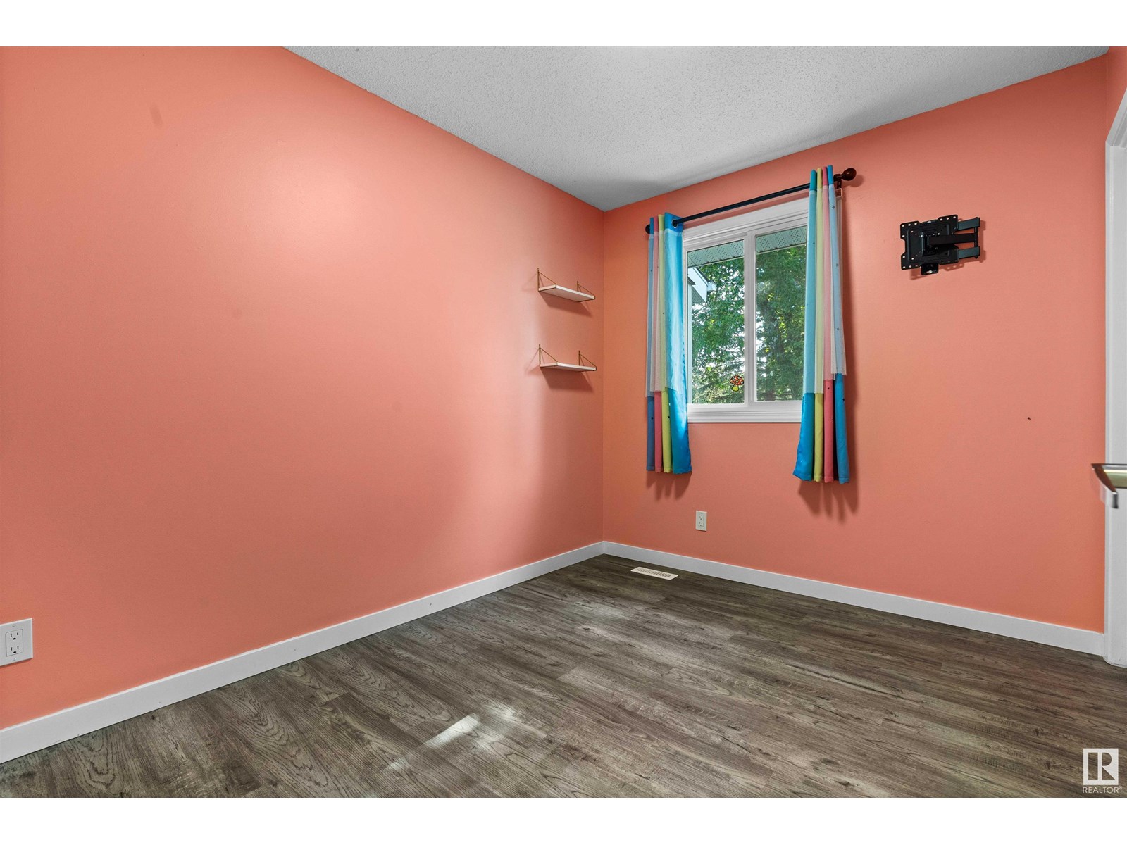 Photo 29 of 115 87 Brookwood Dr, Spruce Grove AB