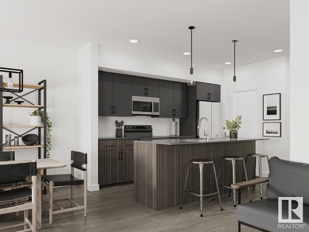 Photo 12 of 8711 182 Av Nw, Edmonton AB