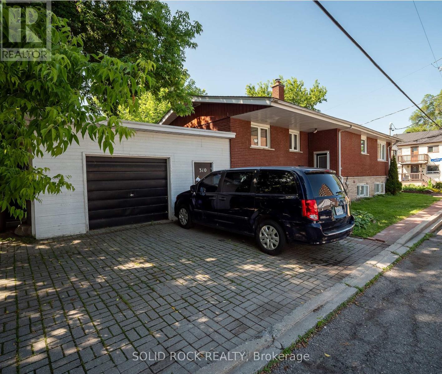 Photo 6 of 310 Patton Street, Ottawa ON