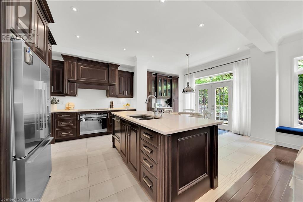 Photo 10 of 6 Vanderburgh Lane, Grimsby ON
