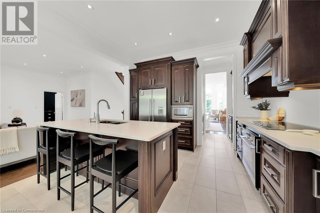 Photo 12 of 6 Vanderburgh Lane, Grimsby ON