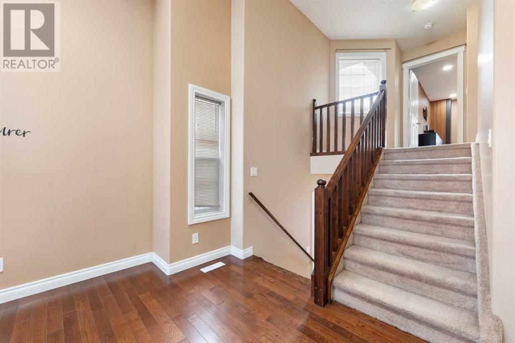 Single Family House Bi-level for Sale in  Tarawood Place NE Taradale Calgary 