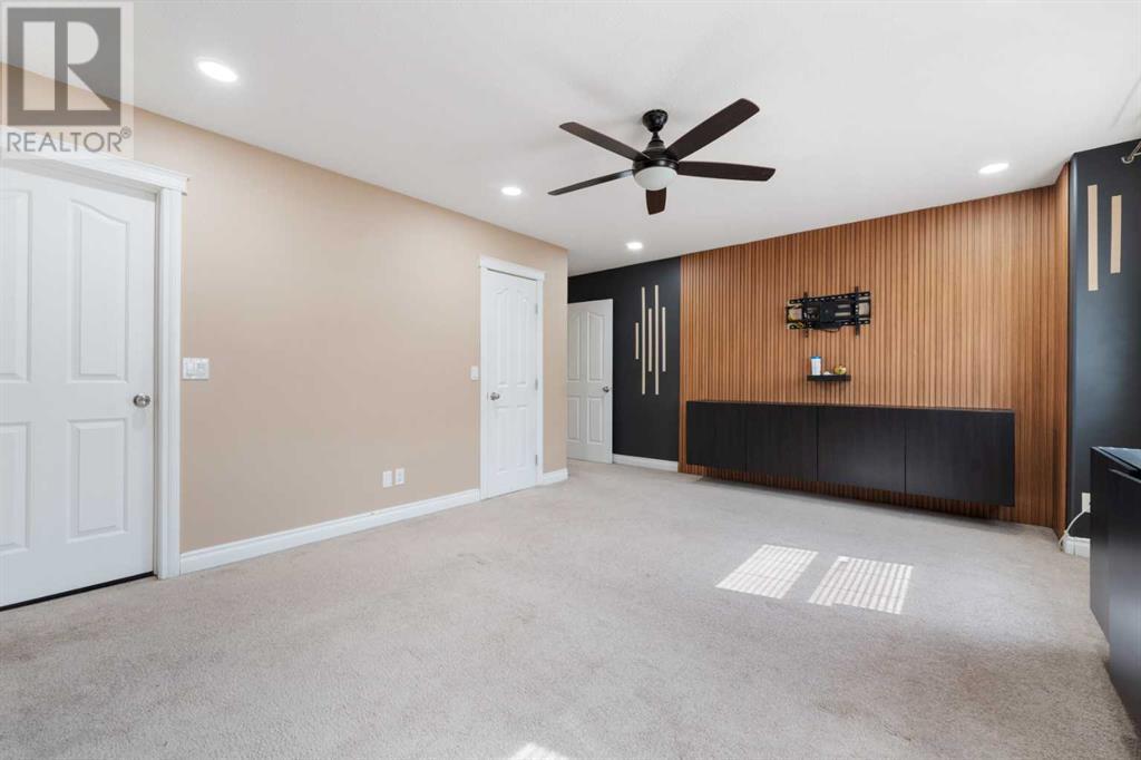 Single Family House Bi-level for Sale in  Tarawood Place NE Taradale Calgary 