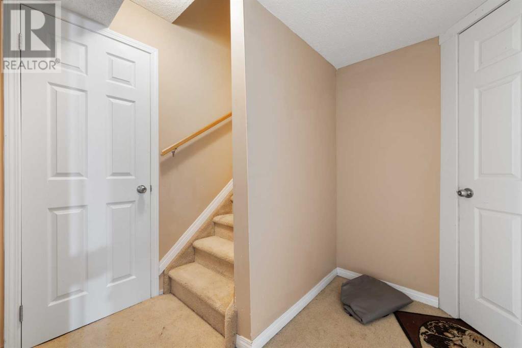Single Family House Bi-level for Sale in  Tarawood Place NE Taradale Calgary 