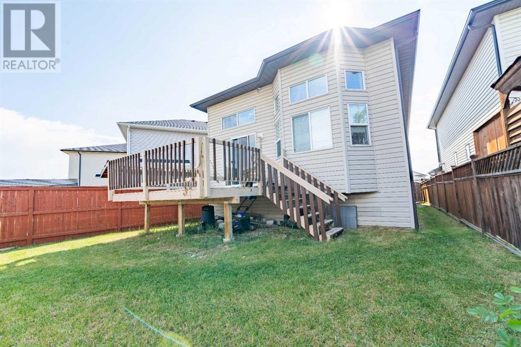 Single Family House Bi-level for Sale in  Tarawood Place NE Taradale Calgary 