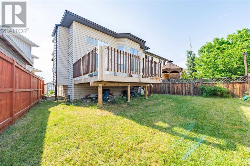Single Family House Bi-level for Sale in  Tarawood Place NE Taradale Calgary 