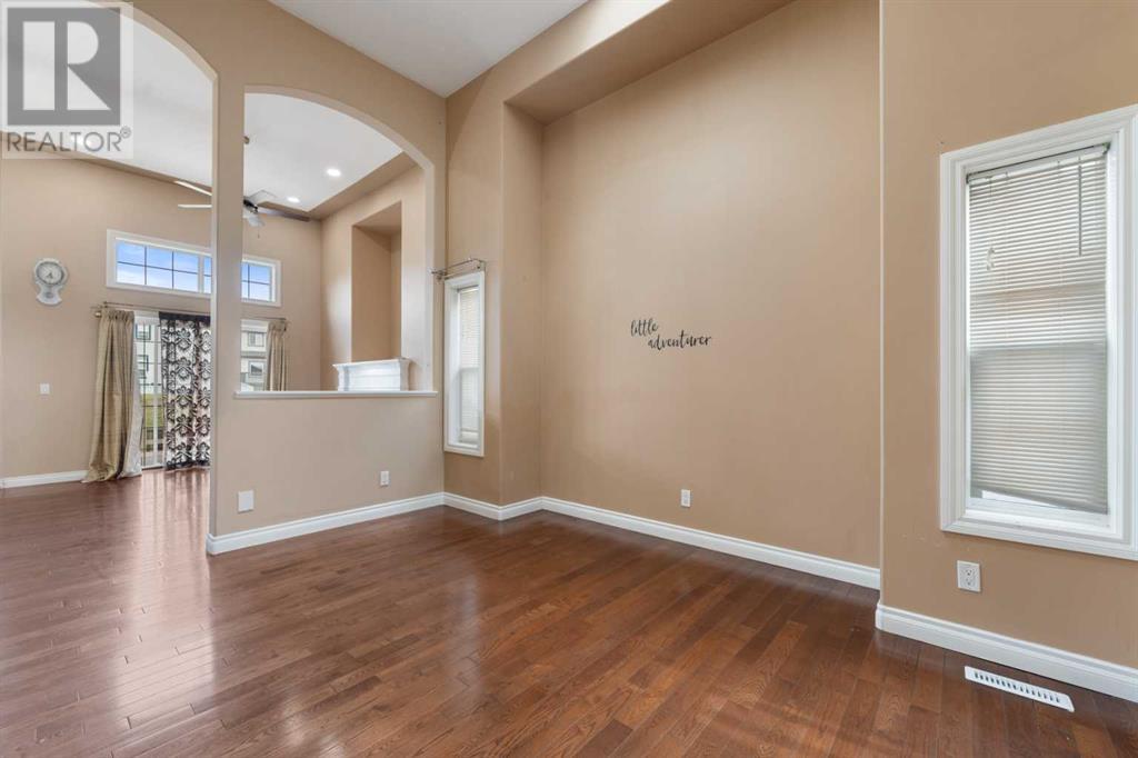 Single Family House Bi-level for Sale in  Tarawood Place NE Taradale Calgary 