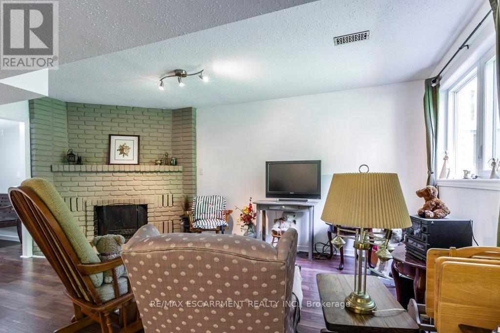 Photo 25 of 14 109 Wilson Street W, Hamilton ON