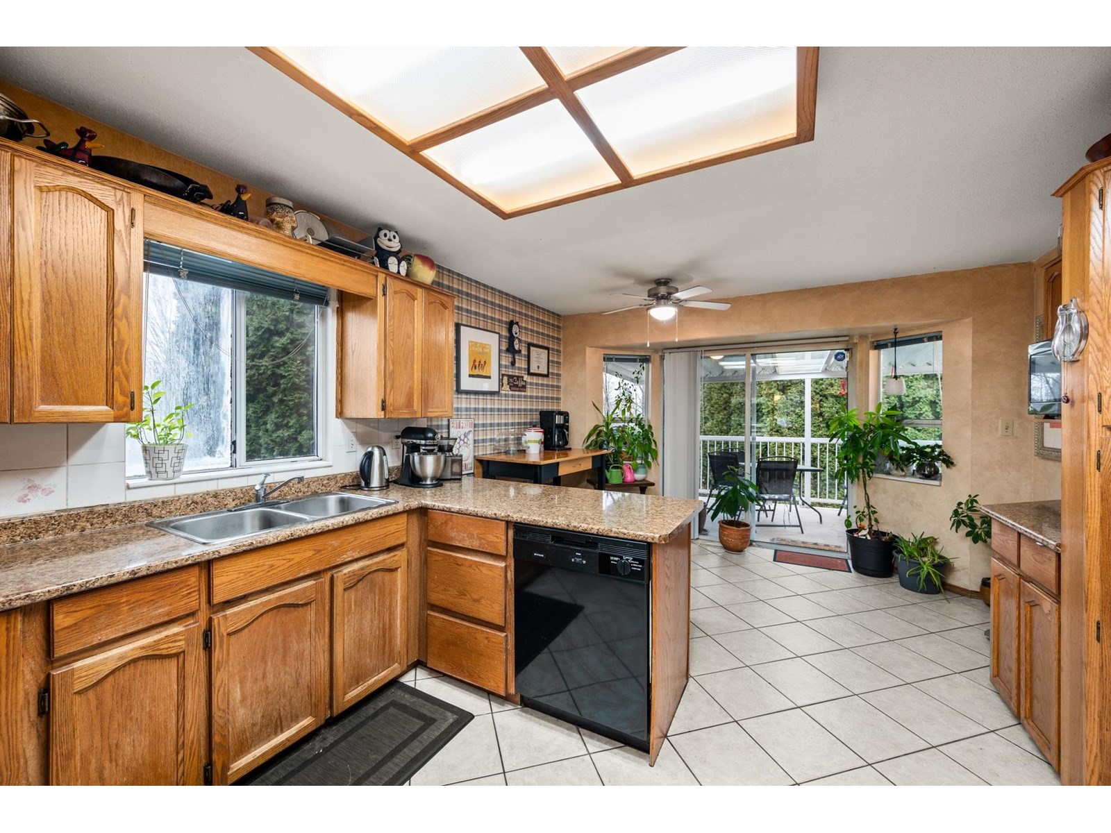 Photo 9 of 31002 Creekside Drive, Abbotsford BC