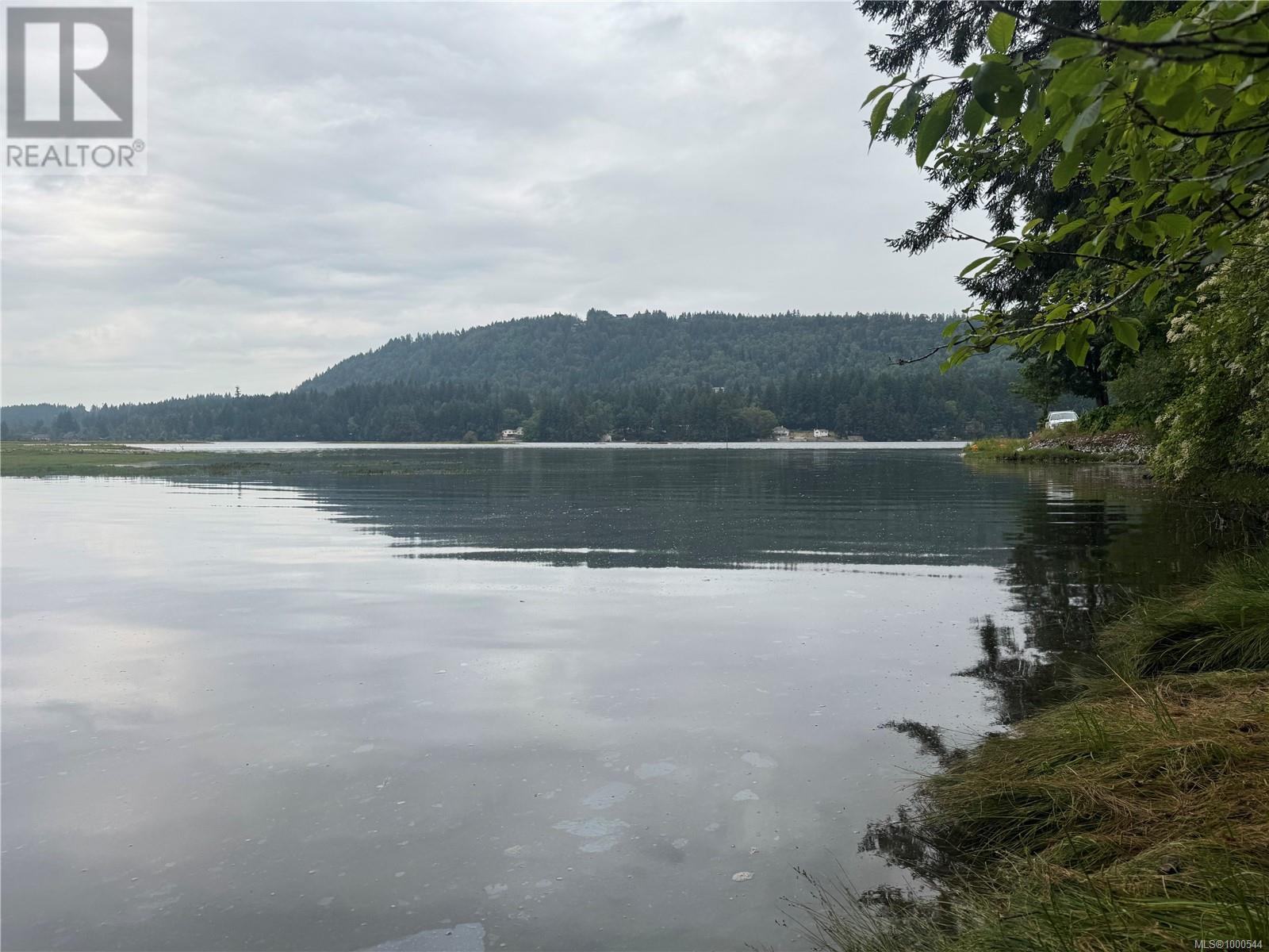 Photo 16 of 12598 Lipton Rd, Ladysmith BC
