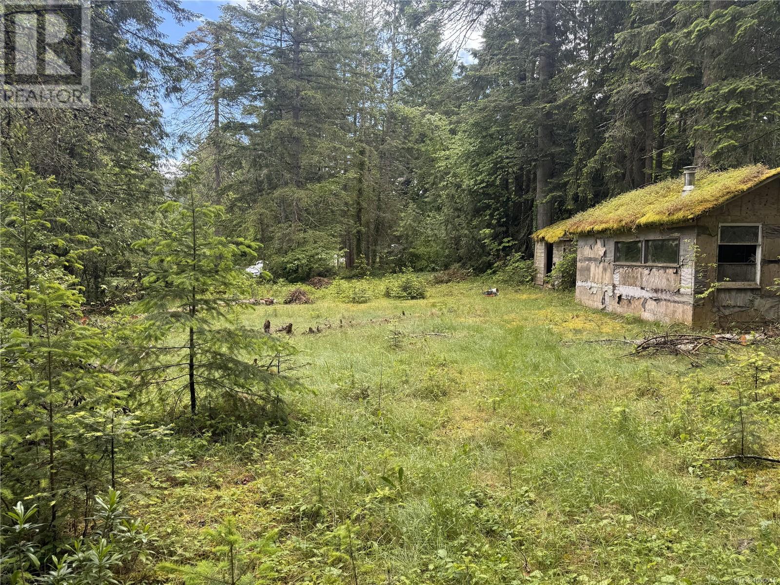 Photo 3 of 12598 Lipton Rd, Ladysmith BC