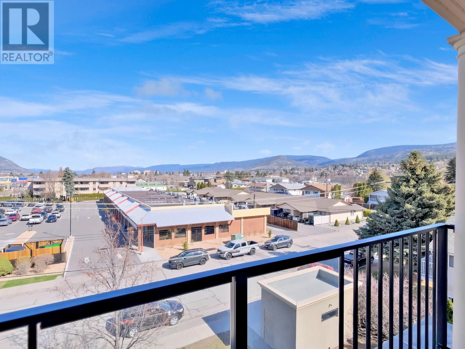 311 250 WATERFORD Avenue, Penticton
