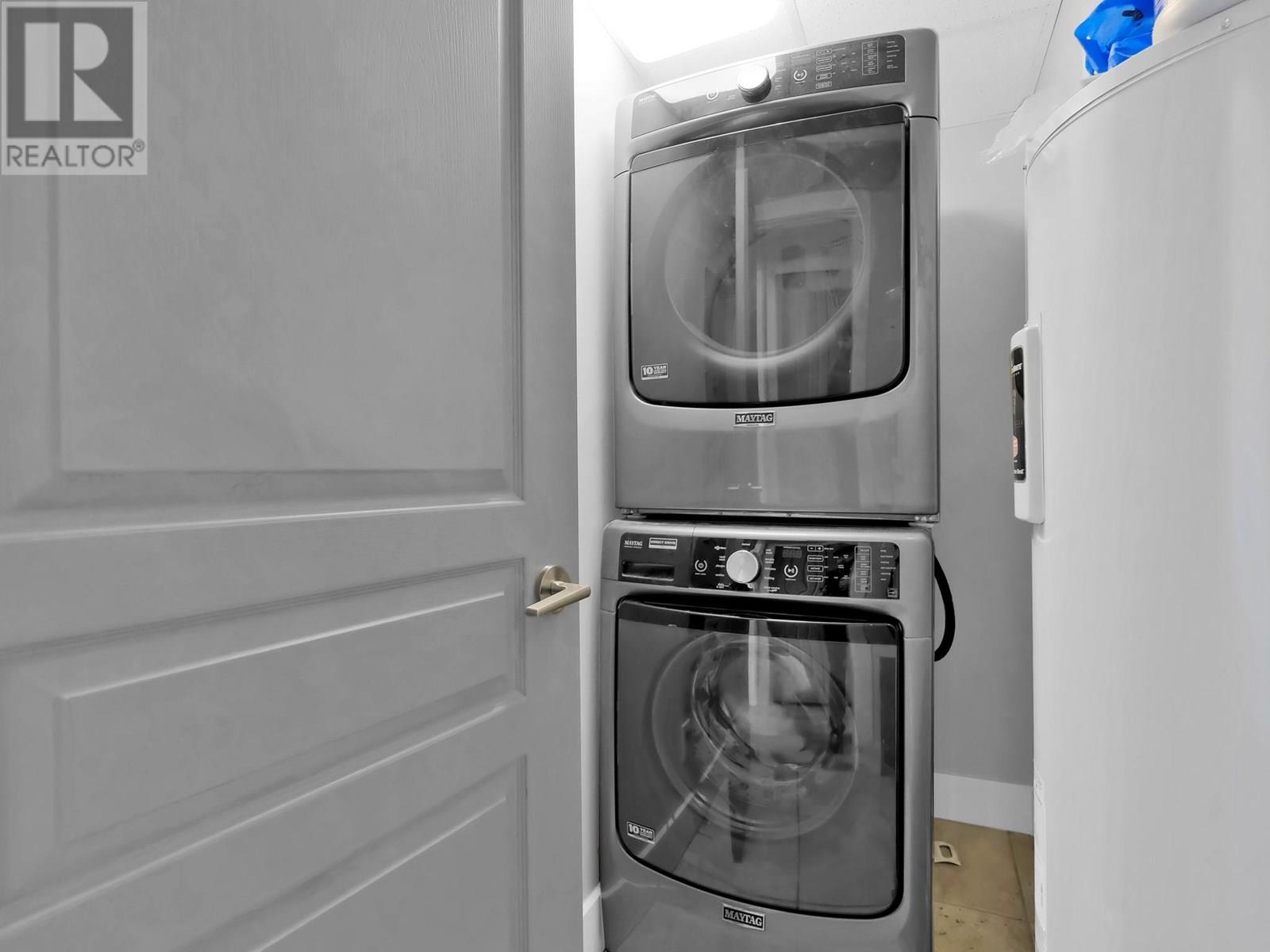 311 250 WATERFORD Avenue, Penticton