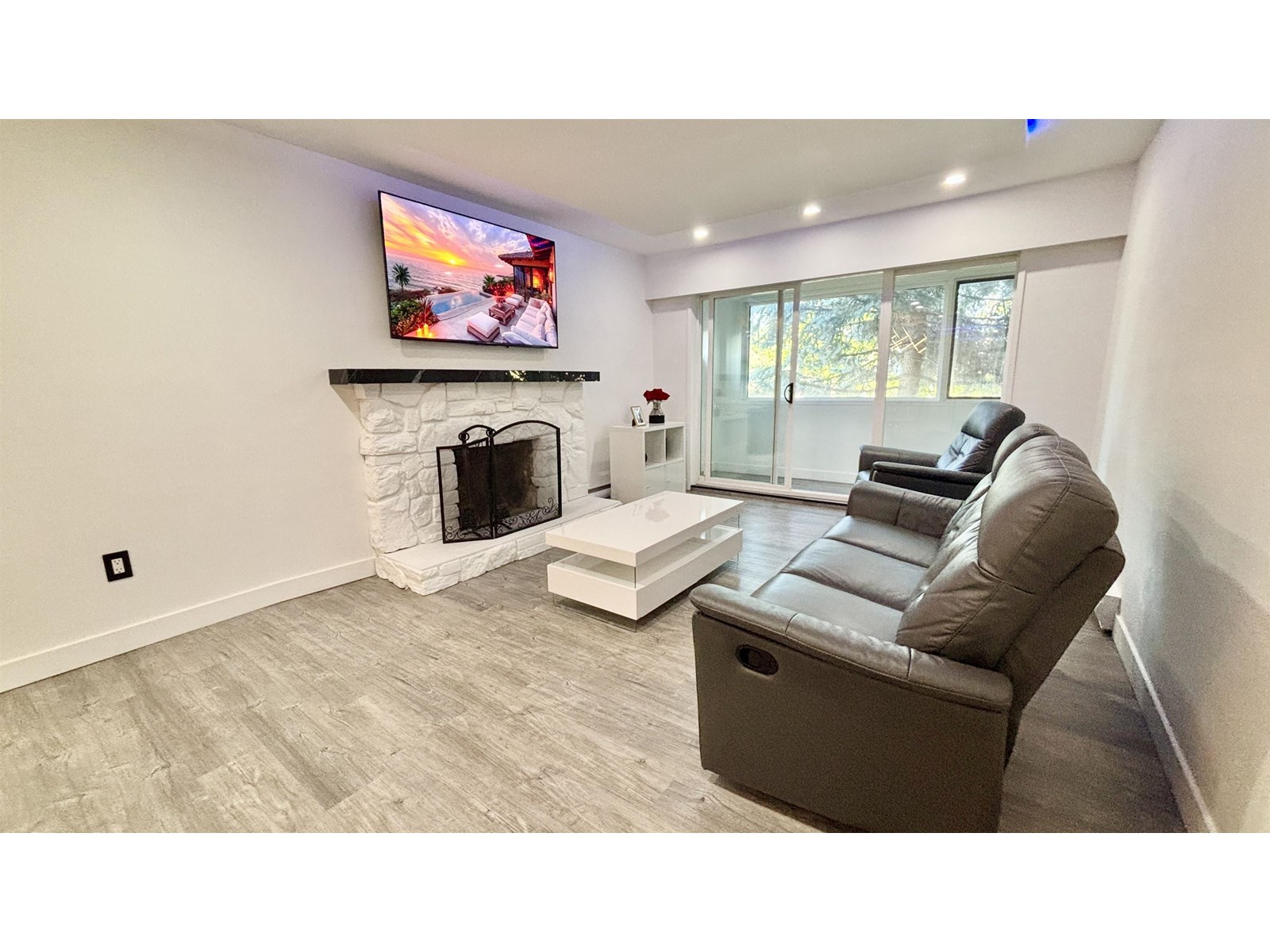 Photo 7 of 114 2211 Clearbrook Road, Abbotsford BC