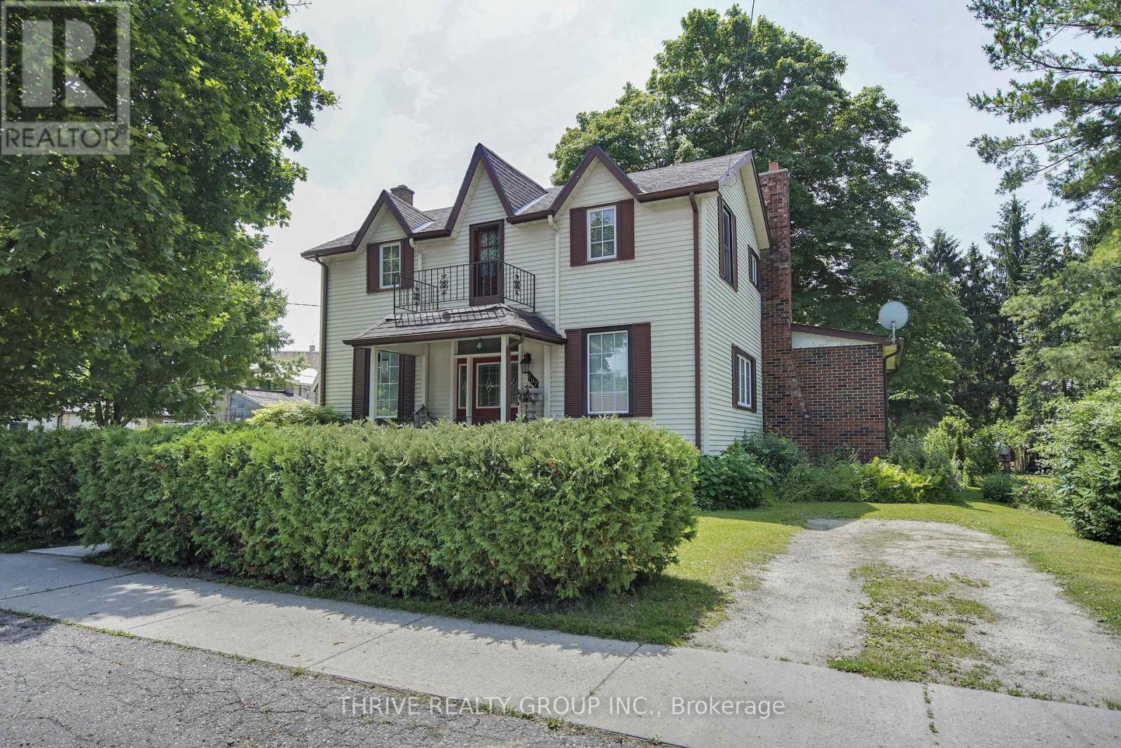 Single Family House for Sale in  BROAD STREET North Middlesex (Parkhill) 