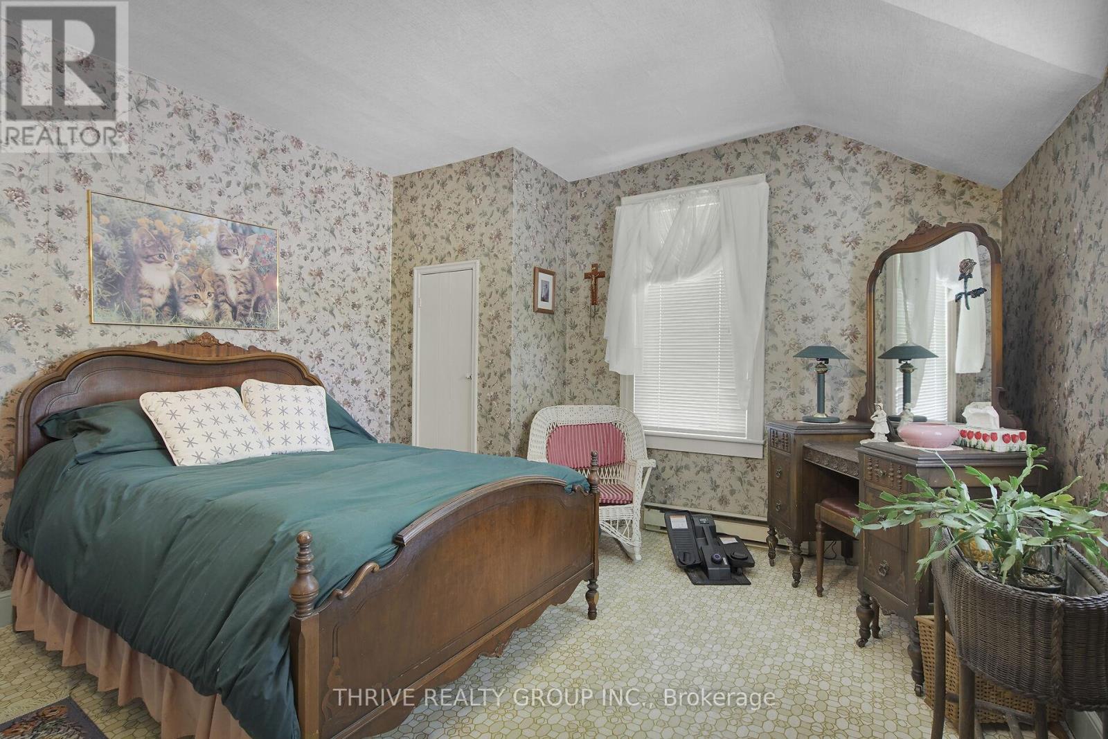Single Family House for Sale in  BROAD STREET North Middlesex (Parkhill) 