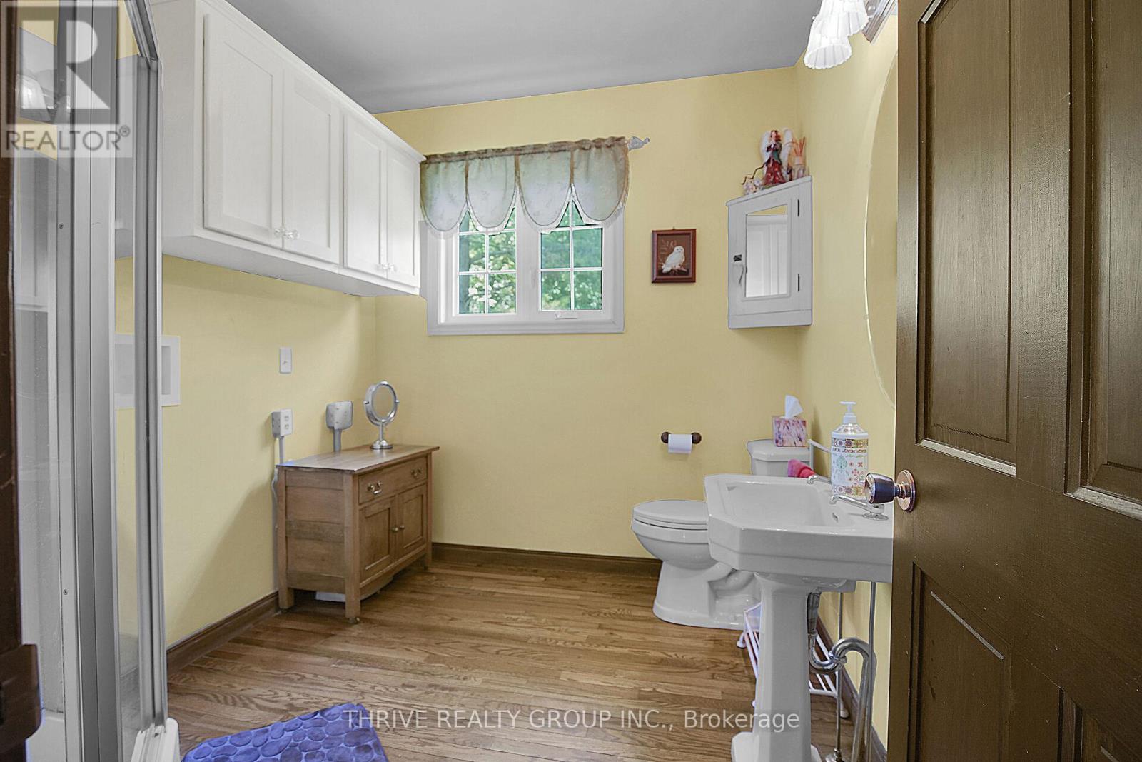 Single Family House for Sale in  BROAD STREET North Middlesex (Parkhill) 