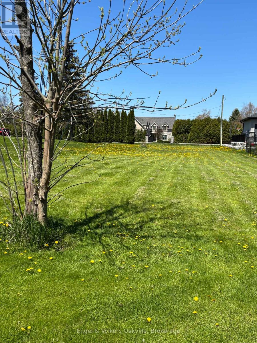 Photo 9 of 7657 Black River Road, Georgina ON