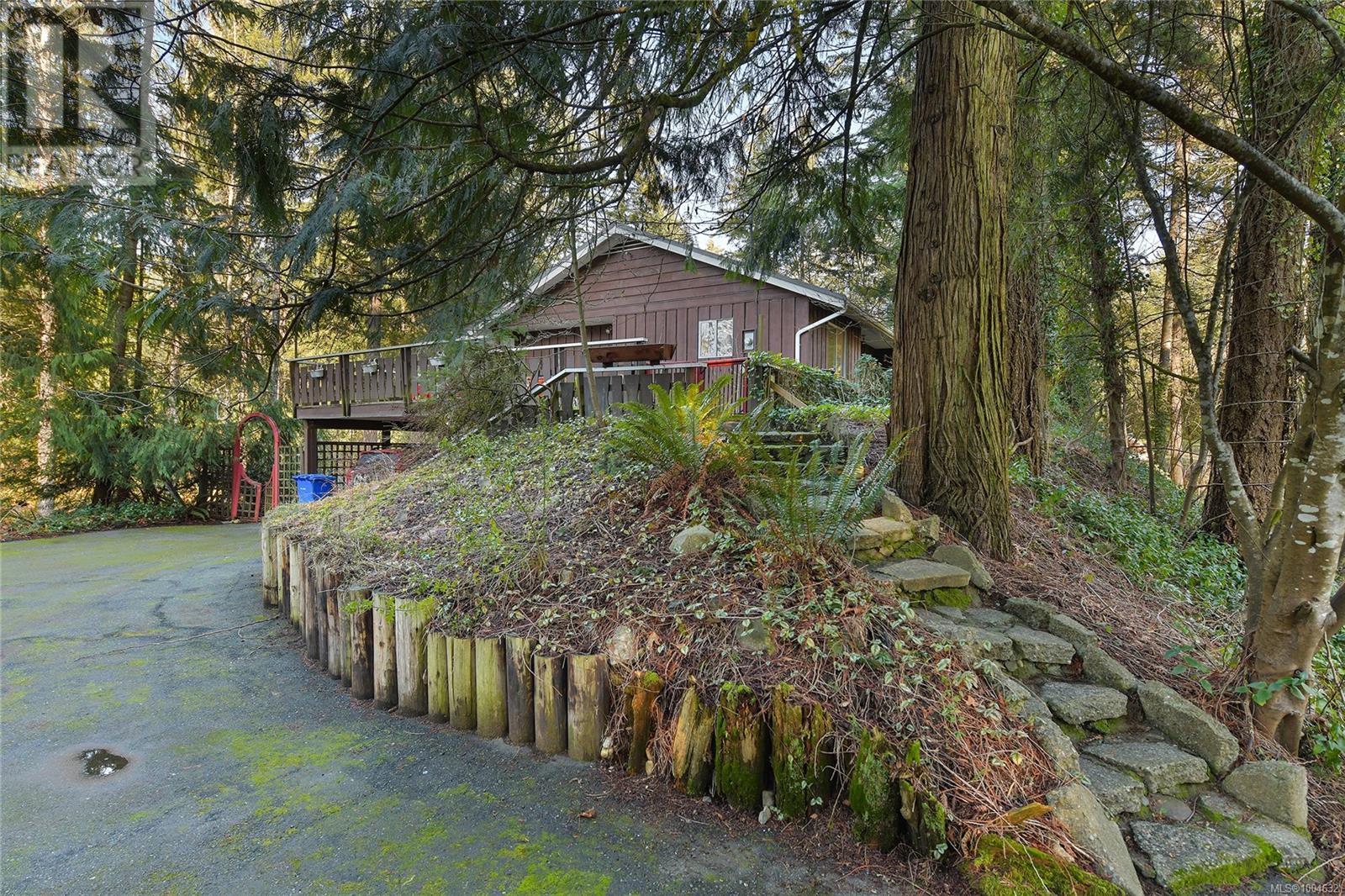 Photo 3 of 3795 Glenora Rd, Duncan BC