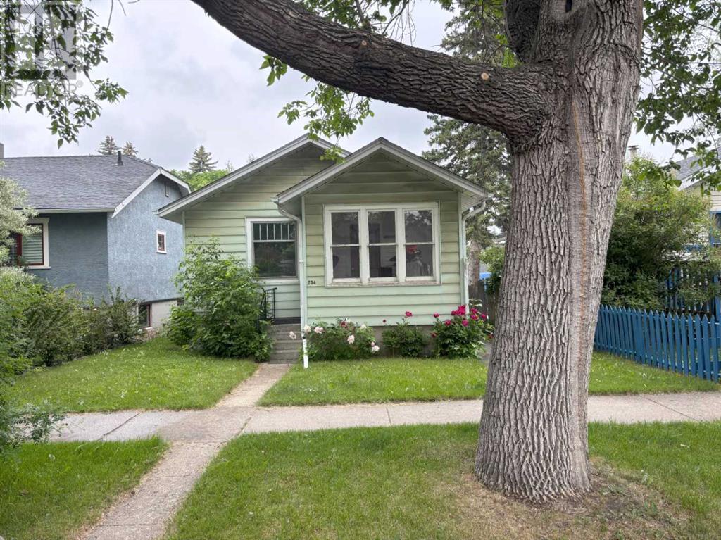 Single Family House Bungalow for Sale in   Avenue NE Crescent Heights Calgary 