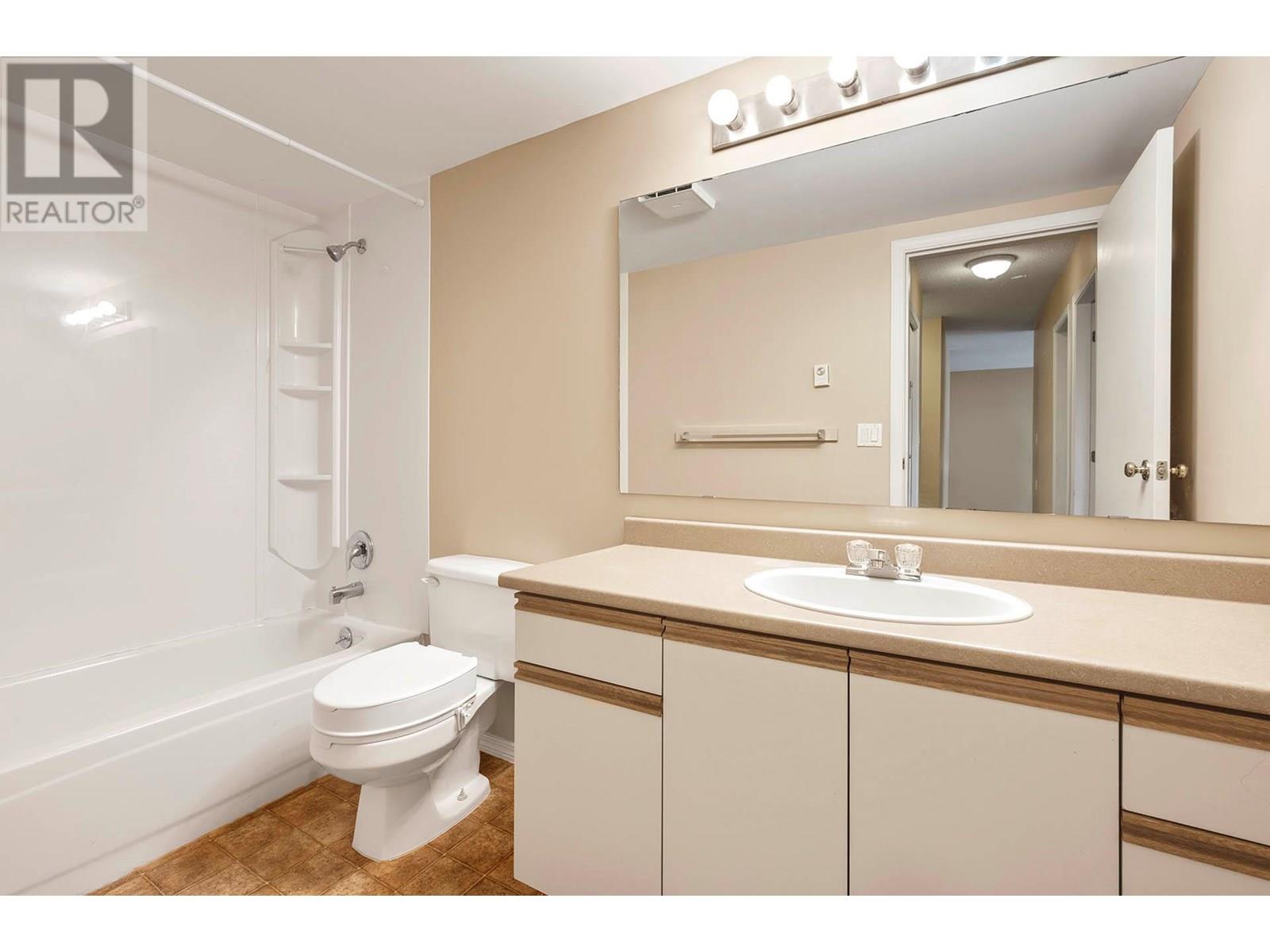 #203 1760 BRUNNER AVENUE - Image 18